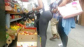 Bubble Booty Teen bending over in spandex