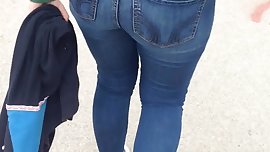 Nice fat ass in tight jeans